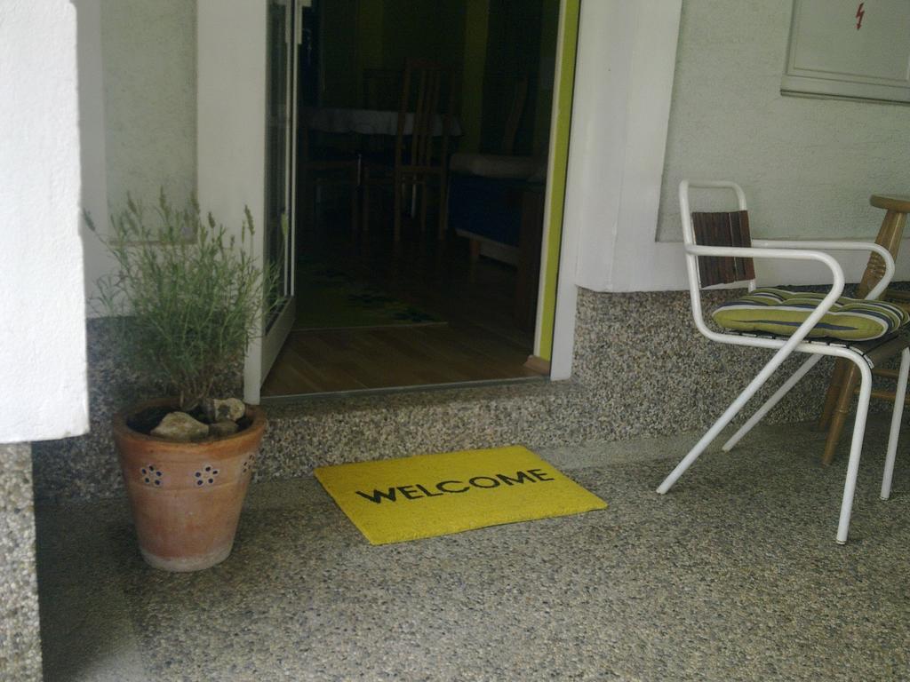 Apartment & Rooms Miboti Самобор Номер фото
